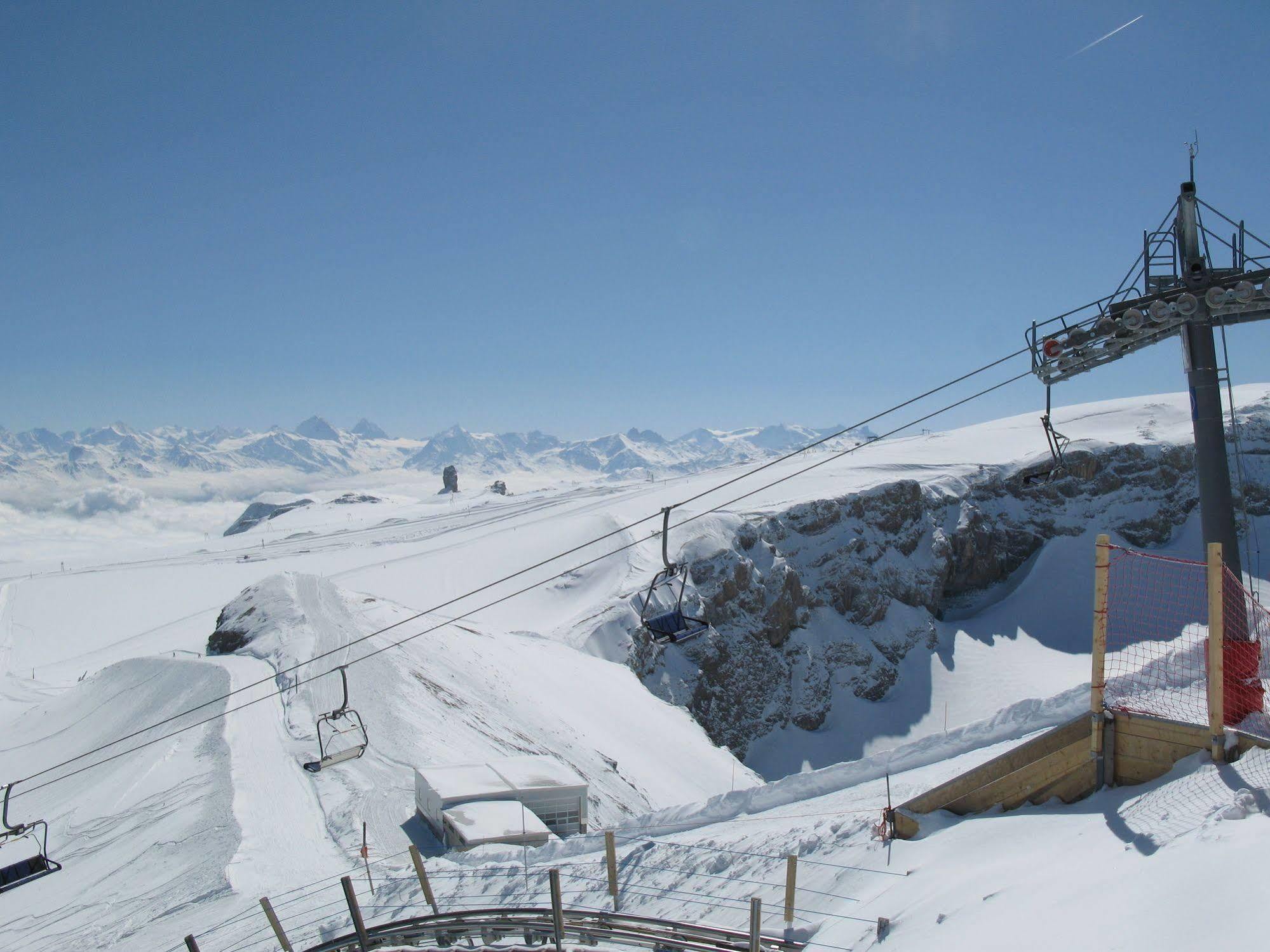 Historic Hotel Du Pillon Les Diablerets Bagian luar foto